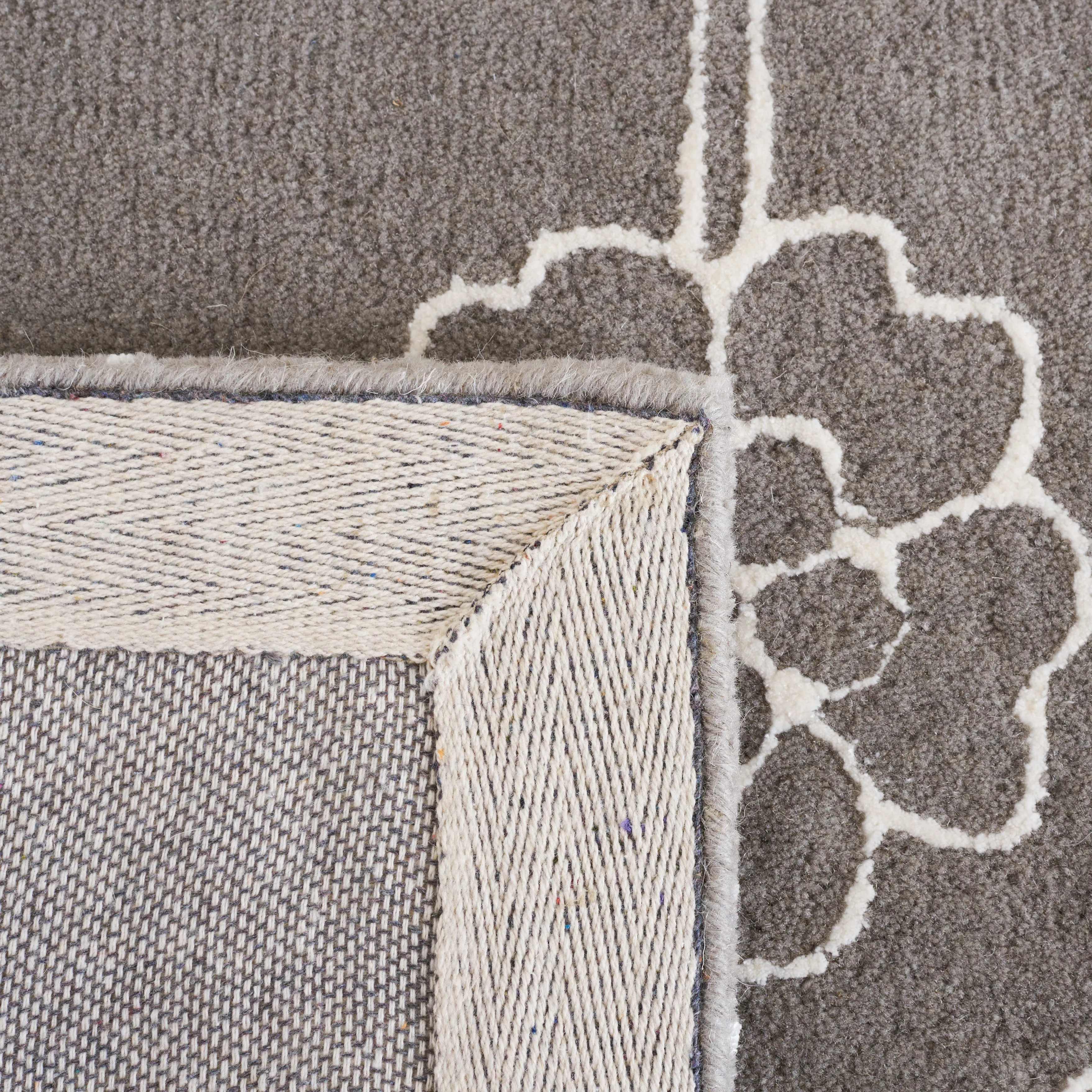 Safavieh Fifth Avenue 135 Rug, FTV135