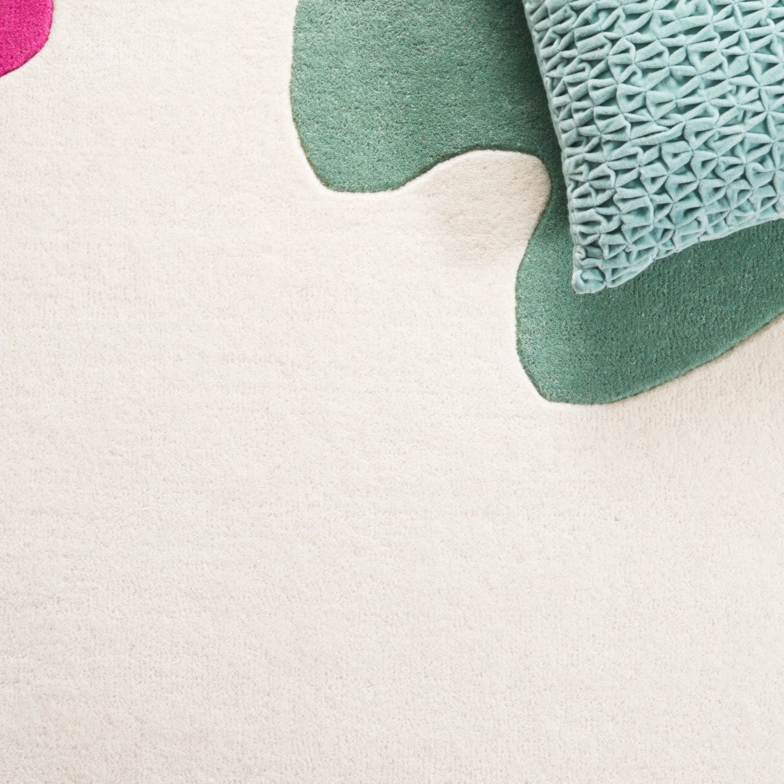 Safavieh Fifth Avenue 142 Rug, FTV142