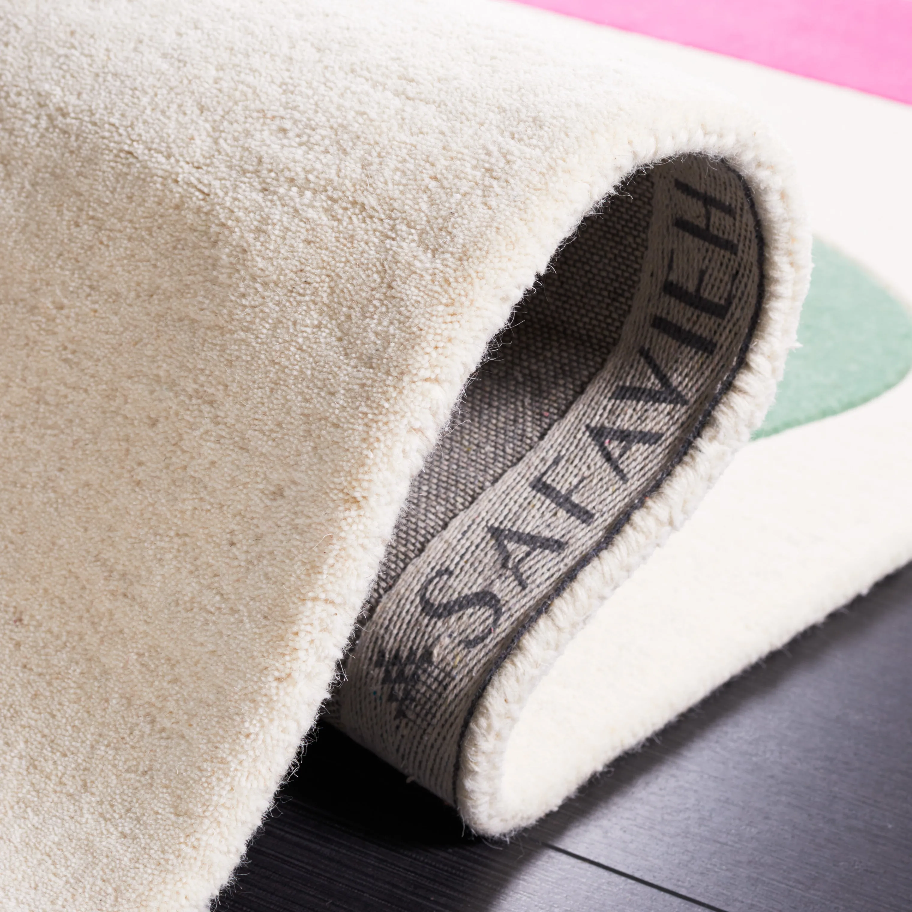 Safavieh Fifth Avenue 142 Rug, FTV142
