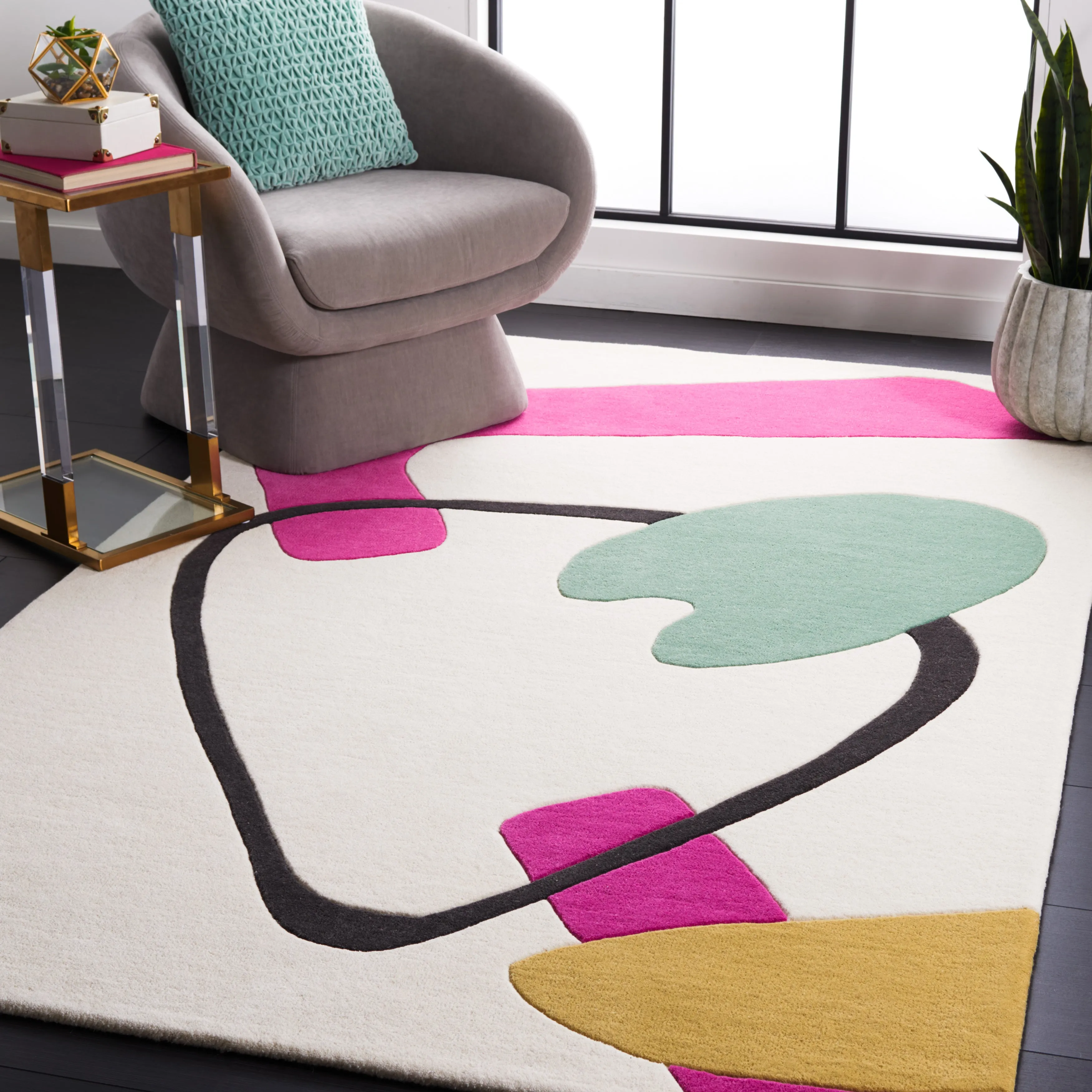 Safavieh Fifth Avenue 142 Rug, FTV142