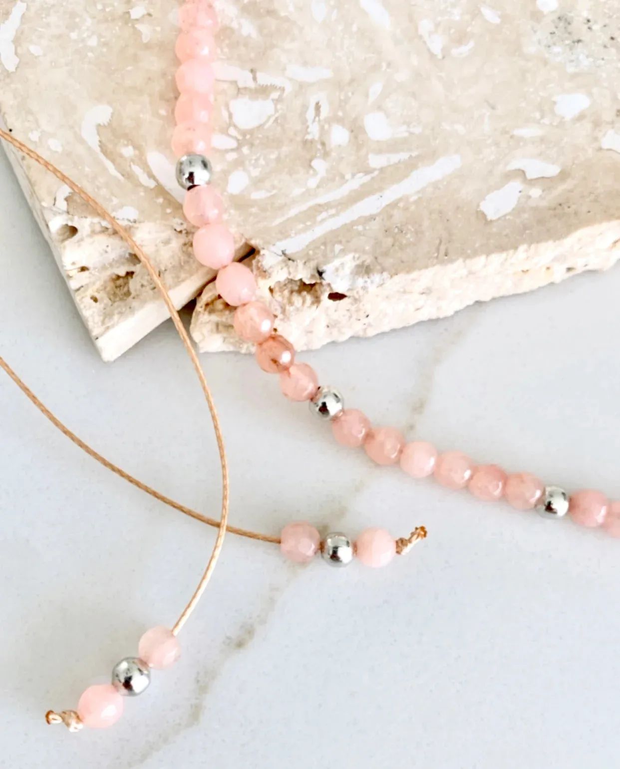 Salty Safari - Necklace - Riviera - Sorbet Silver