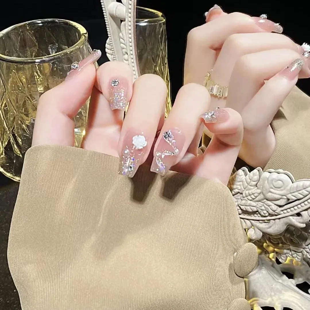 Sparkling Diamond False Nails Set: Glamorous 3D Designs