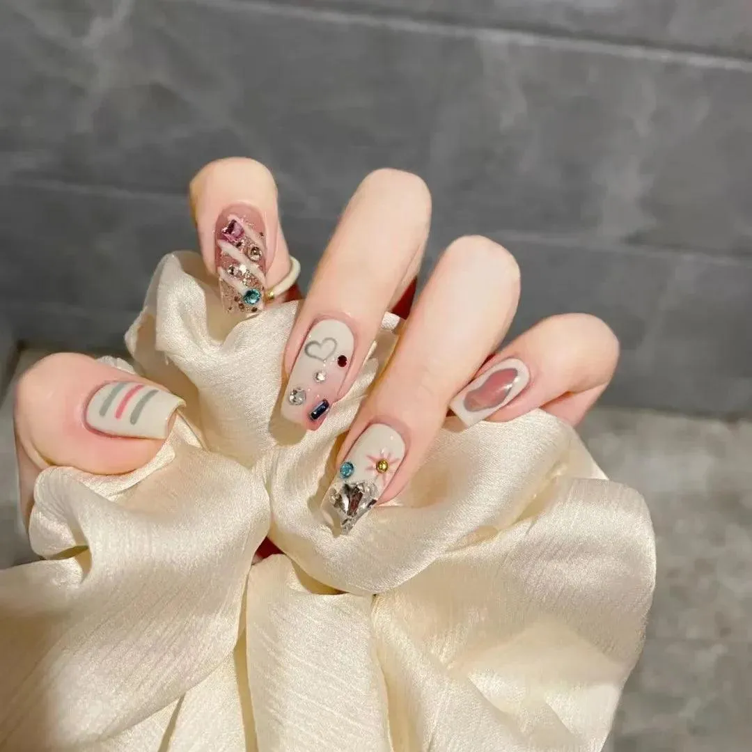 Sparkling Diamond False Nails Set: Glamorous 3D Designs