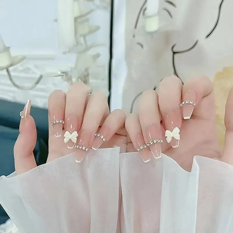 Sparkling Diamond False Nails Set: Glamorous 3D Designs