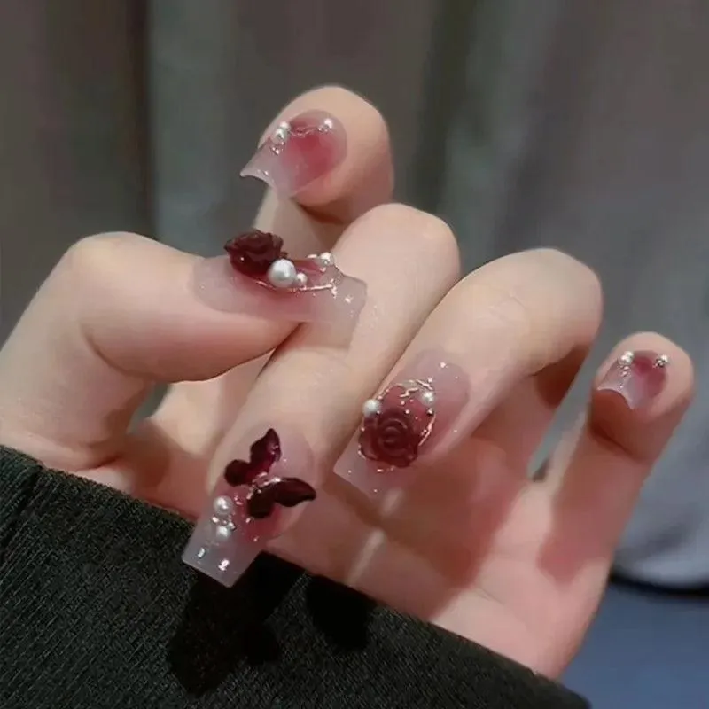 Sparkling Diamond False Nails Set: Glamorous 3D Designs