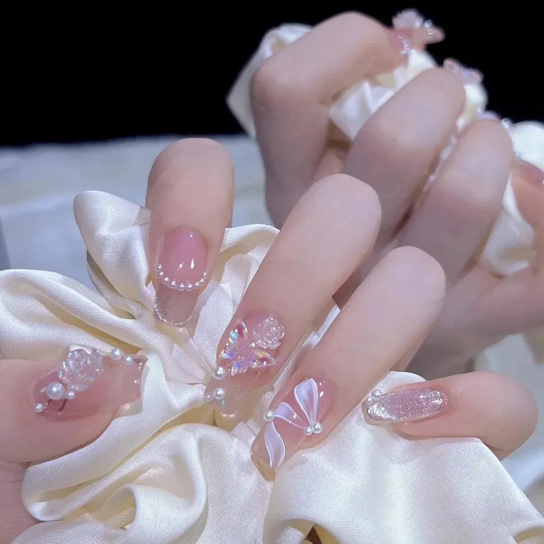 Sparkling Diamond False Nails Set: Glamorous 3D Designs