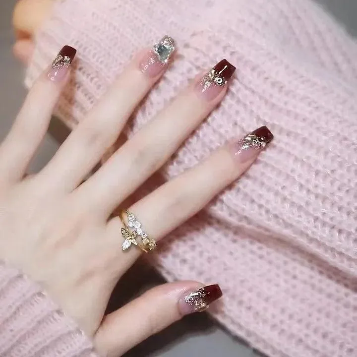 Sparkling Diamond False Nails Set: Glamorous 3D Designs