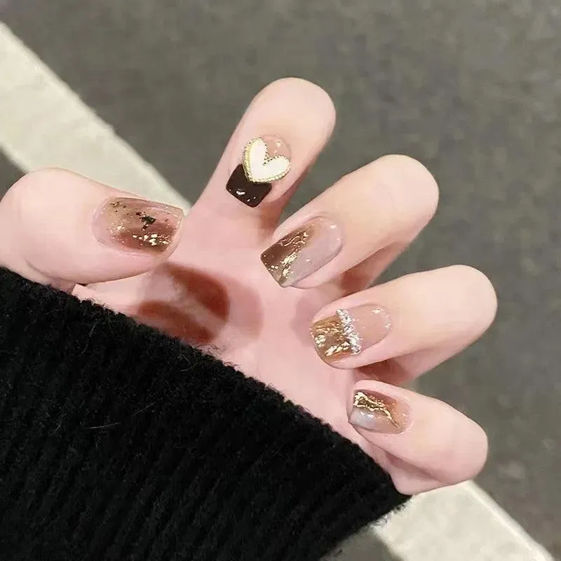 Sparkling Diamond False Nails Set: Glamorous 3D Designs