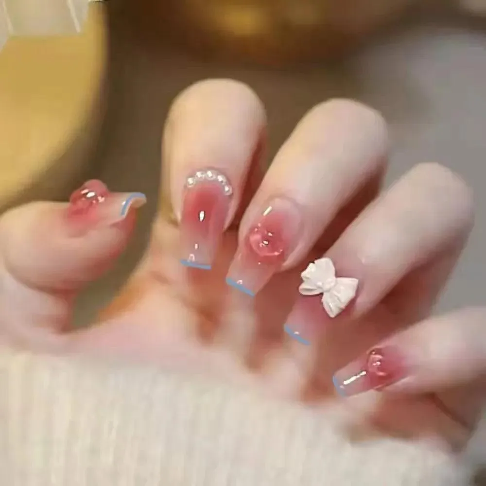 Sparkling Diamond False Nails Set: Glamorous 3D Designs