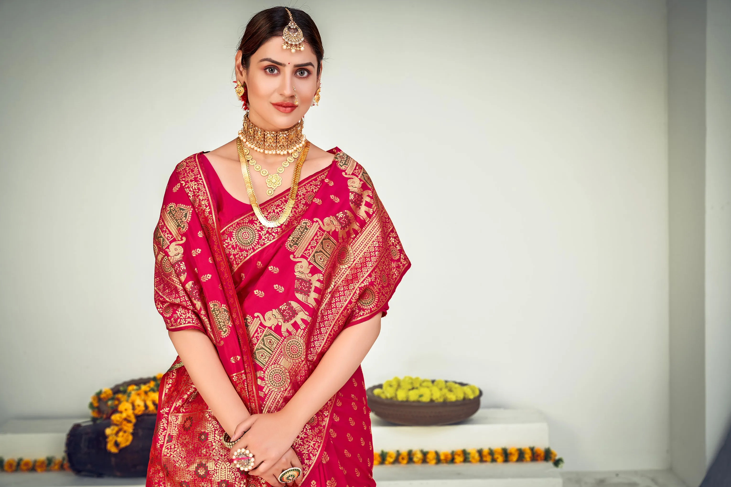 Striking Dark Pink Zari Woven Banarasi Silk Light Weight Saree