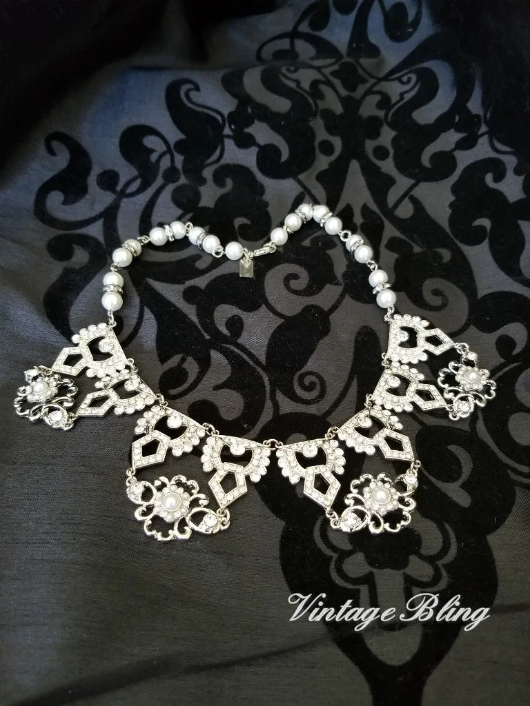 Striking Pearl and Rhinestone Necklace